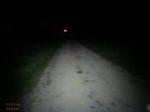 Light pattern of the CR500 on a bicyle trail