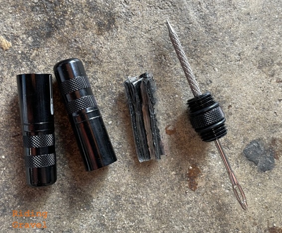 Exploded view of the KOM Tubeless Plug Kit