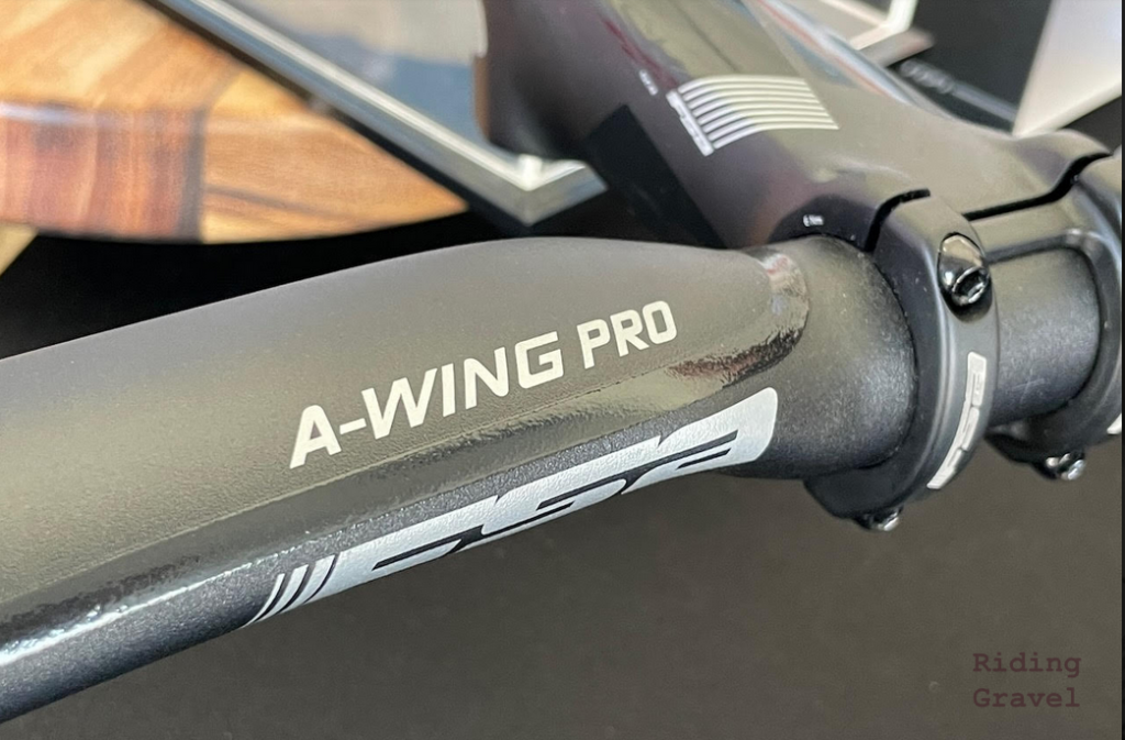 FSA A-Wing Pro alloy handle bar  
